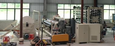 Non - arrêtez la chaîne de production de papier hygiénique capacité élevée de machine de rebobinage