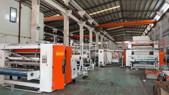 Rationalisez votre usine de production de papier tissue avec une ligne de production de machines à papier tissue facial haute performance