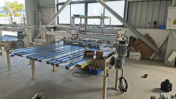 En outre, le transfert automatique pour la machine à plier en V