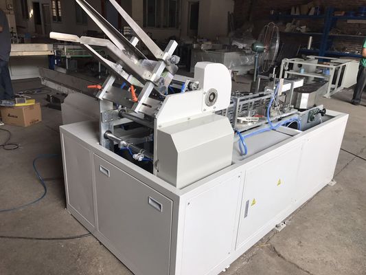 20-40 boîtes/machine de Min Fully Automatic Box Packing avec le rondin de colle ou la scie de bande